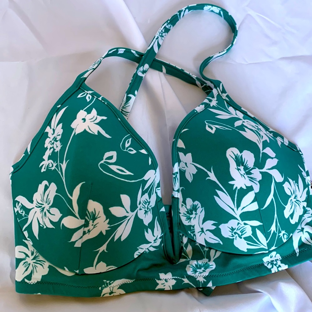 Shade& Shore flower Bikini Top